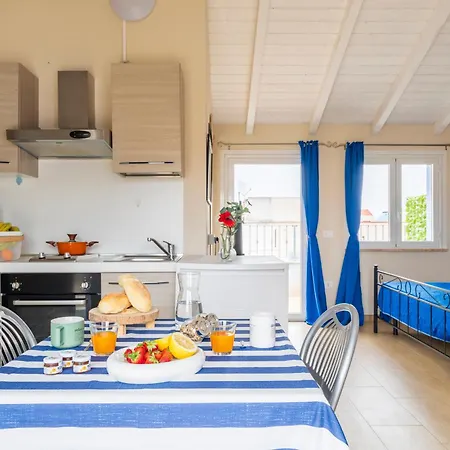 Charming Loft With Large Terrace Appartamento Cagliari