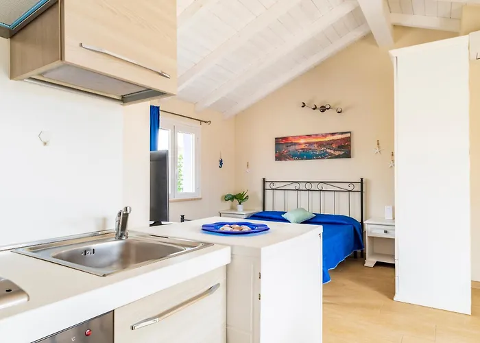 Charming Loft With Large Terrace * 卡利亚里