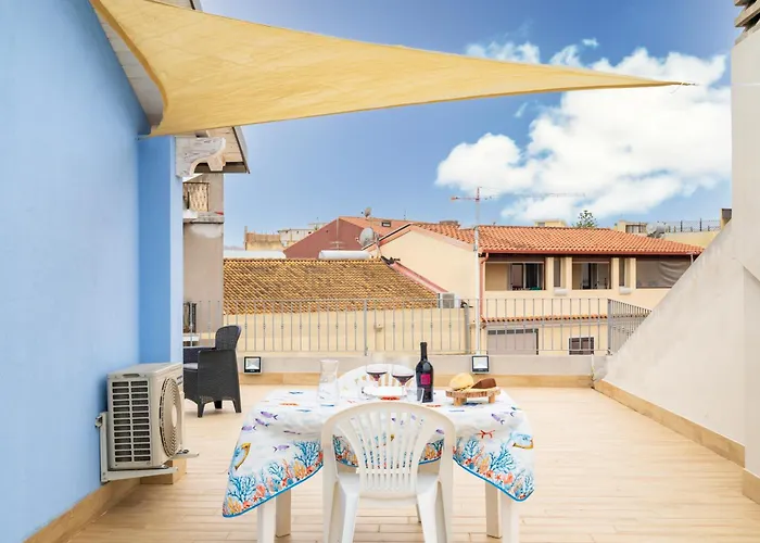 公寓 Charming Loft With Large Terrace 卡利亚里